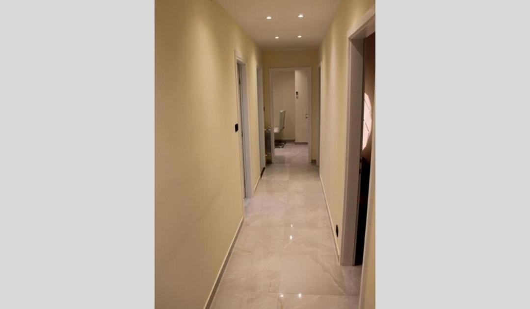Appartamento Via Trento - 6 Persone Triest Exterior foto