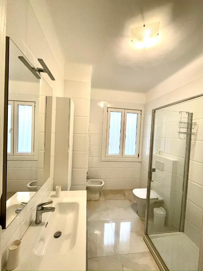 Appartamento Via Trento - 6 Persone Triest Exterior foto